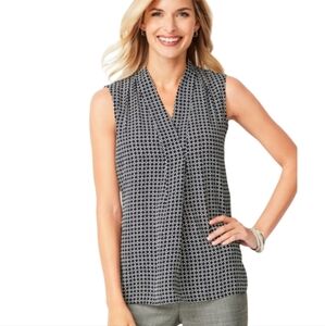 Talbots Black And White Geo Print Front-pleat Shirt For Women Like New